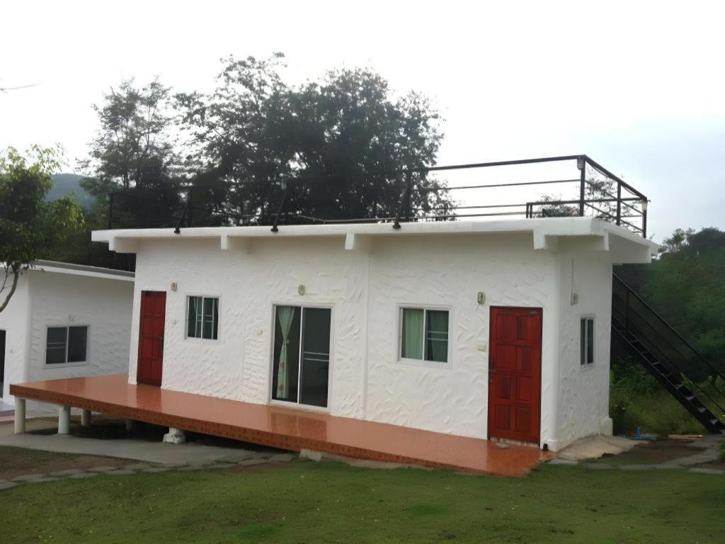 White Rock Resort Pakchong Pak Chong Exterior foto