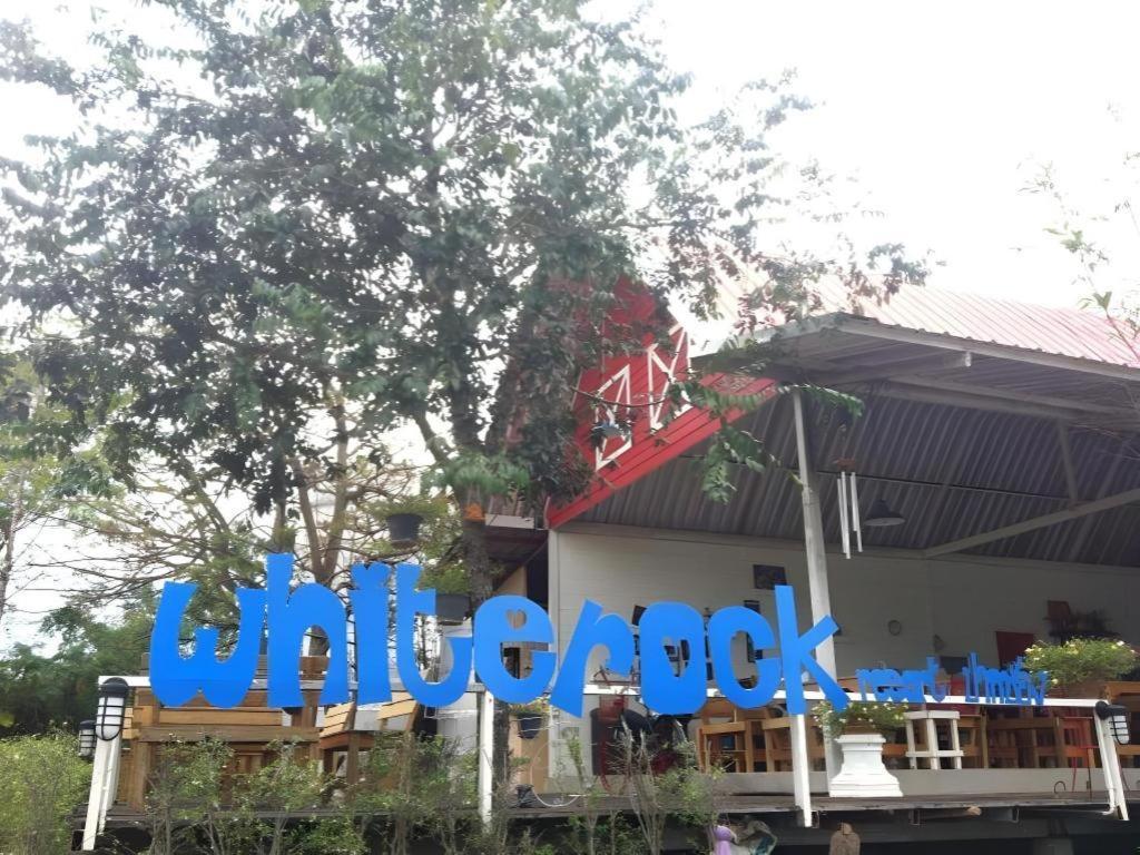 White Rock Resort Pakchong Pak Chong Exterior foto